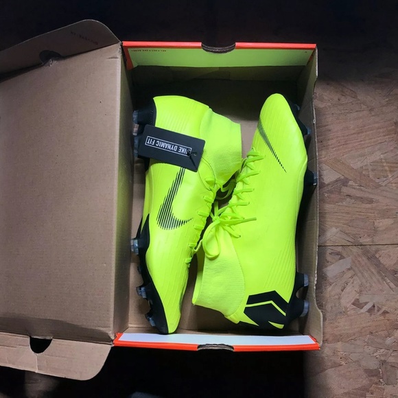 Nike soccer cleats for sale - Picture 6 of 8